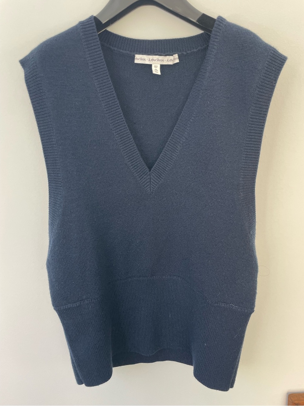 & Other Stories Navy Deep V-Neck 100% Wool Knit Vest
